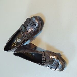 Groove, metallic pewter block heel Fringe loafers. Size 7.5